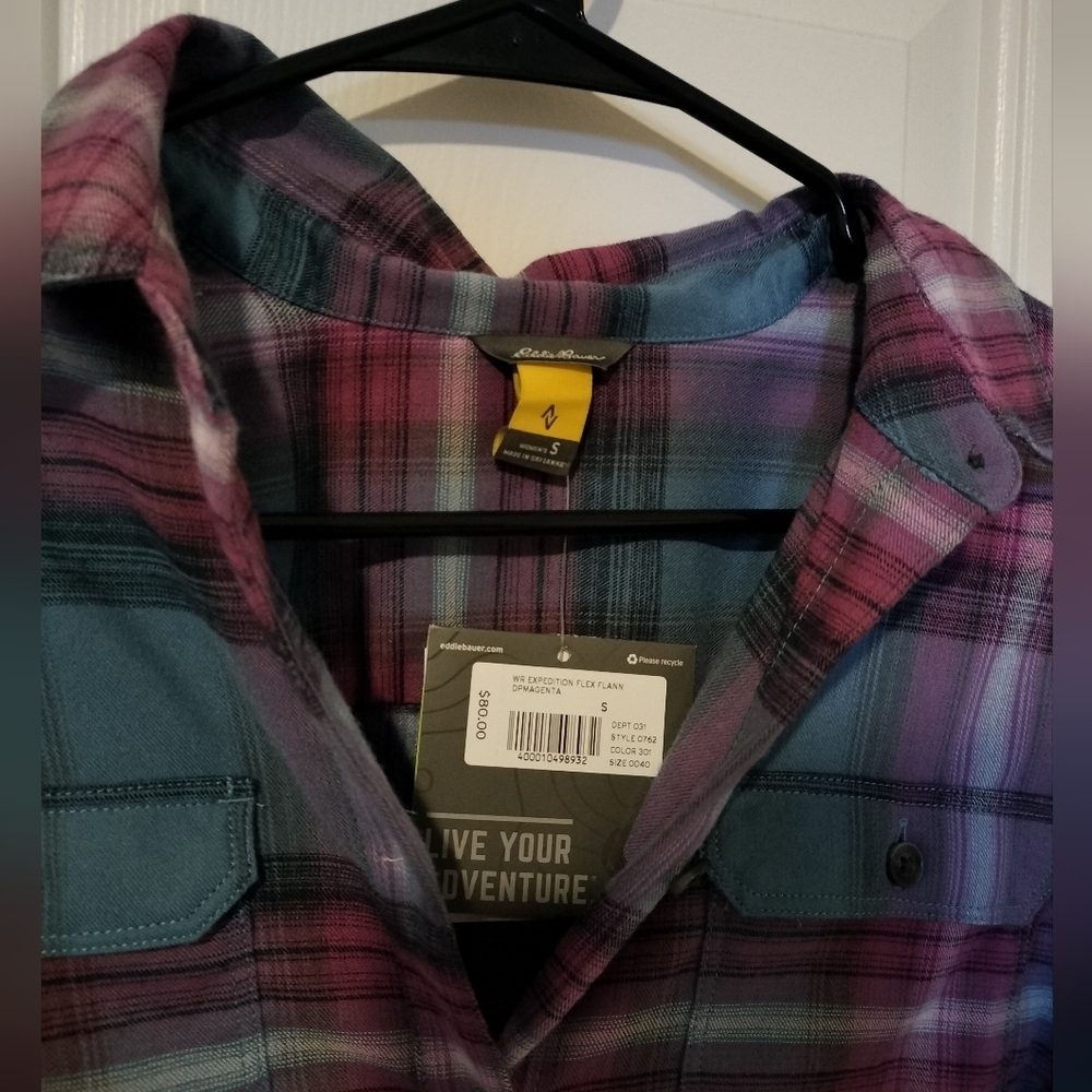 NWT Eddie Bauer Plaid Button-Up Shirt in Pink and Blue - Picture 2 of 6